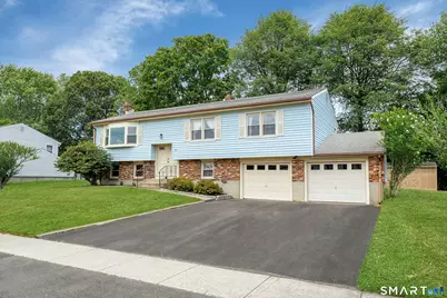 11 Apple Tree Terrace, West Haven, CT 06516 - Photo 4