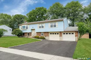 11 Appletree Terrace, West Haven, CT 06516 - Photo 4
