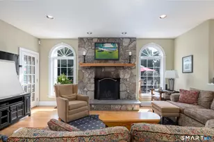 21 Merlins Ln, Newtown, CT 06470 - Photo 8
