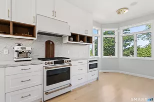 16 Whalers Point, East Haven, CT 06512 - Photo 6