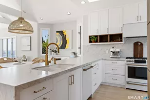 16 Whalers Point, East Haven, CT 06512 - Photo 8