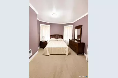 598 William Street, Bridgeport, CT 06608 - Photo 10