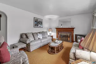 119 Burnsford Ave, Bridgeport, CT 06606 - Photo 10