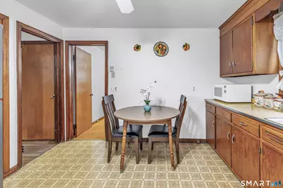 119 Burnsford Avenue, Bridgeport, CT 06606 - Photo 20