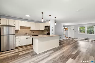 115 Kensington Avenue #1, Meriden, CT 06451 - Photo 2