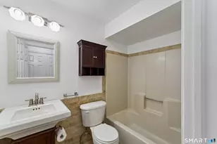 115 Fillow St, Norwalk, CT 06850 - Photo 14