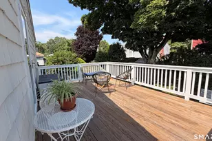 19 Hale St, Westport, CT 06880 - Photo 8