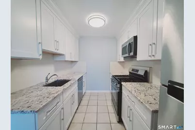 39 Glenbrook Road #2T, Stamford, CT 06902 - Photo 2