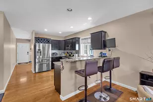 104 Benjamin Ct, Windsor, CT 06095 - Photo 6