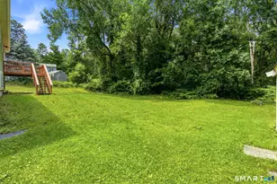 19 Holmes Rd, East Lyme, CT 06333 - Photo 6