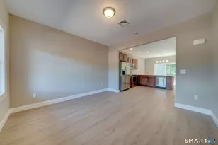 37 Hunters Ln, Southington, CT 06479 - Photo 2