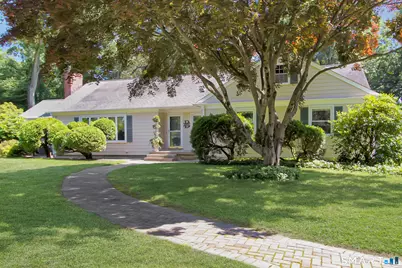 21 Twin Circle Drive, Trumbull, CT 06611 - Photo 2