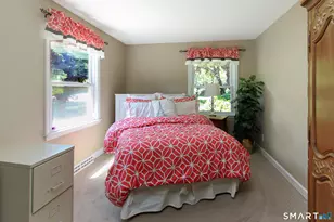 21 Twin Cir Dr, Trumbull, CT 06611 - Photo 18