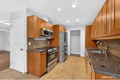 48 East Maxwell Drive, West Hartford, CT 06107 - Photo 12