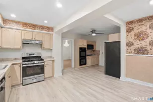 114 Colony Rd, New Haven, CT 06511 - Photo 12