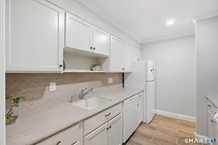 247 Hamilton Ave, Stamford, CT 06902 - Photo 6