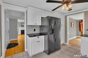65 Doane St, Manchester, CT 06042 - Photo 10