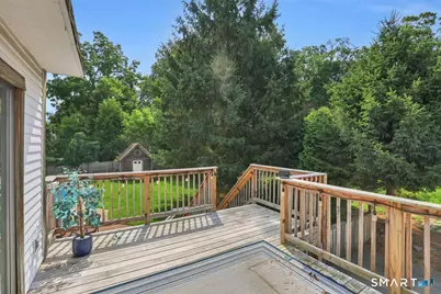 65 Doane Street, Manchester, CT 06042 - Photo 16