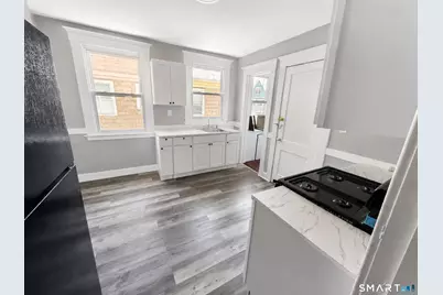 1528 Ella T Grasso Boulevard, New Haven, CT 06511 - Photo 10