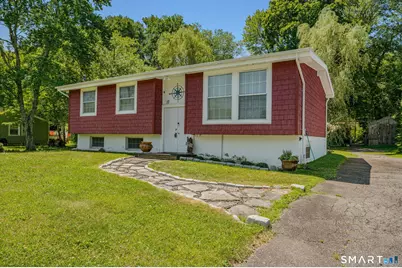 17 Meeting House Lane, Ledyard, CT 06339 - Photo 2