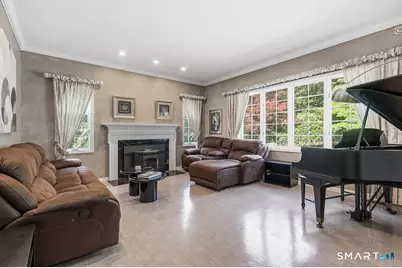 30 Grouse Lane, Woodbridge, CT 06525 - Photo 4