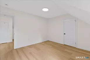590 Whitney Ave, New Haven, CT 06511 - Photo 10