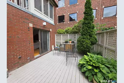 39 Temple Court #39, New Haven, CT 06511 - Photo 10