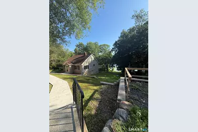 326 Lake Shore Drive, Middlebury, CT 06762 - Photo 2