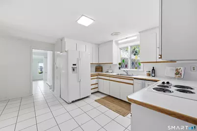 111 Mountain Road, West Hartford, CT 06107 - Photo 8