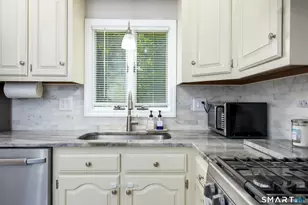 31 Winthrop Rd, Windsor, CT 06095 - Photo 38