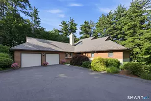 38 Cary Ln, Bloomfield, CT 06002 - Photo 1