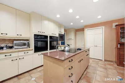 38 Cary Lane #38, Bloomfield, CT 06002 - Photo 8
