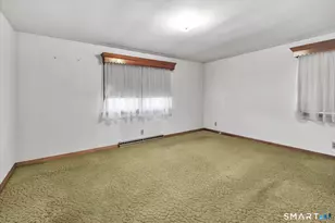 124 N Cliff St, Ansonia, CT 06401 - Photo 18