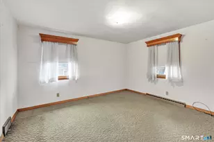 124 N Cliff St, Ansonia, CT 06401 - Photo 20