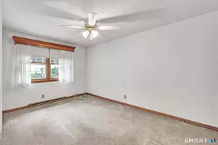 124 N Cliff St, Ansonia, CT 06401 - Photo 14