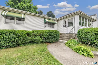 124 North Cliff Street, Ansonia, CT 06401 - Photo 2