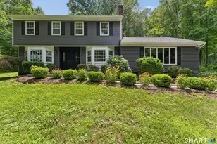 7 Arapaho Rd, Brookfield, CT 06804 - Photo 2
