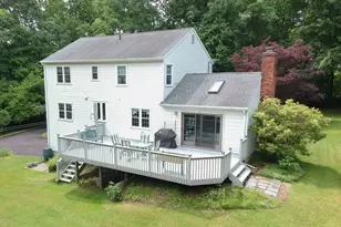 38 Grey Fox Trail, Woodbury, CT 06798 - Photo 4
