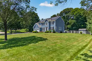 2 Cord Grass Ln, Old Lyme, CT 06371 - Photo 2