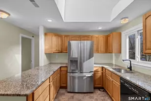 13 Victoria Ln, Old Lyme, CT 06371 - Photo 10