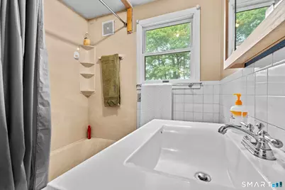 32 Fairview Avenue, New Hartford, CT 06057 - Photo 16