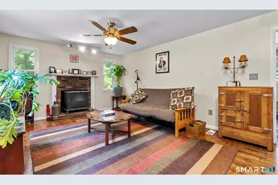 32 Fairview Avenue, New Hartford, CT 06057 - Photo 8
