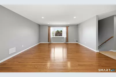 366 King Street, East Hartford, CT 06108 - Photo 8
