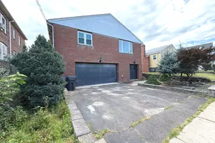 167 George St, Hartford, CT 06114 - Photo 4