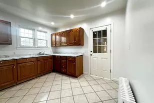 339 Thompson St, Stratford, CT 06615 - Photo 16