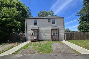 191 Dupont Pl, Bridgeport, CT 06610 - Photo 1