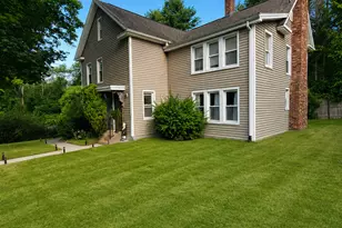 561 Hopewell Rd, Glastonbury, CT 06073 - Photo 2