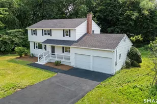 5 Butternut Dr, Bloomfield, CT 06002 - Photo 4