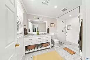 11 Belaire Dr, Westport, CT 06880 - Photo 12