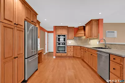 65 Claire Street, Bristol, CT 06010 - Photo 2